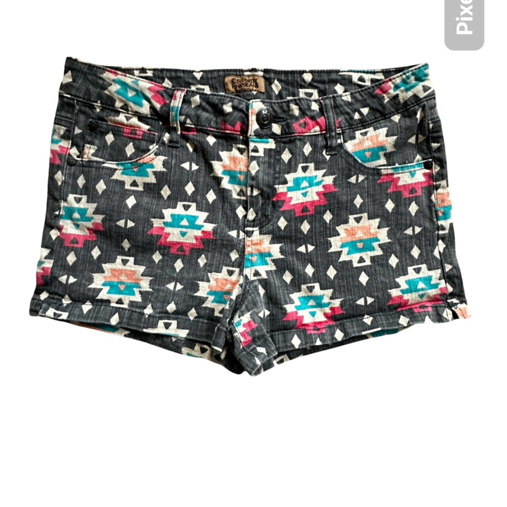 Celebrity Pink Southwestern BOHO Jean Shorts Gray Pink Women Juniors Size 13.